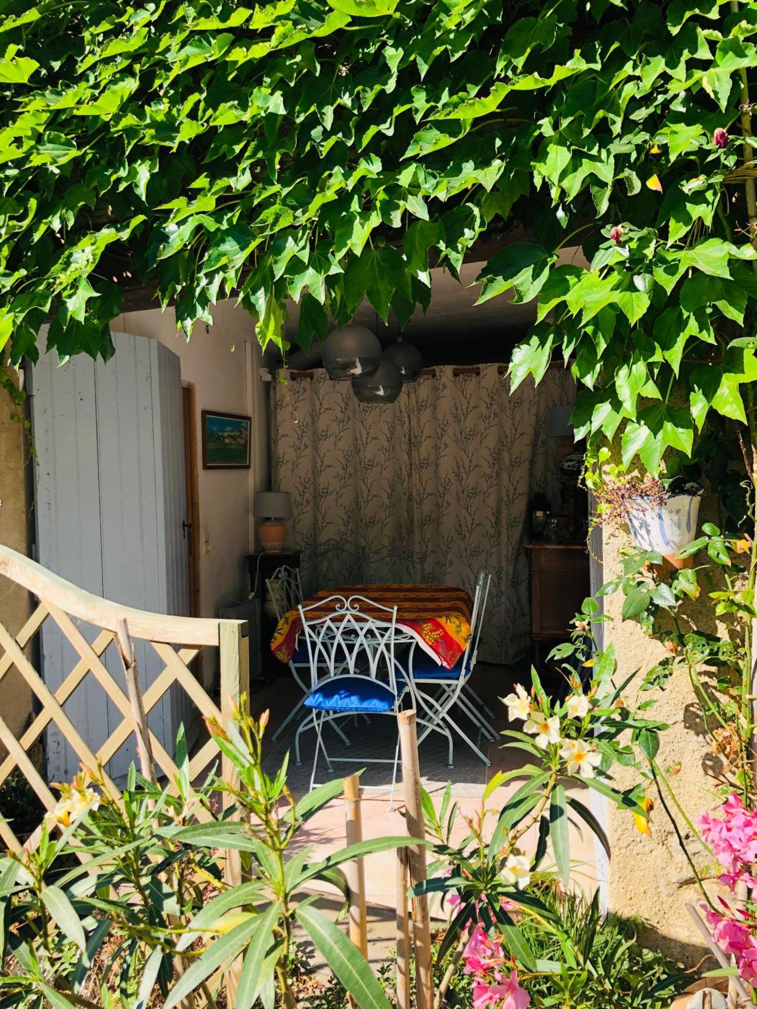 La Maison Vigne Vierge Lagrasse Eksteriør bilde
